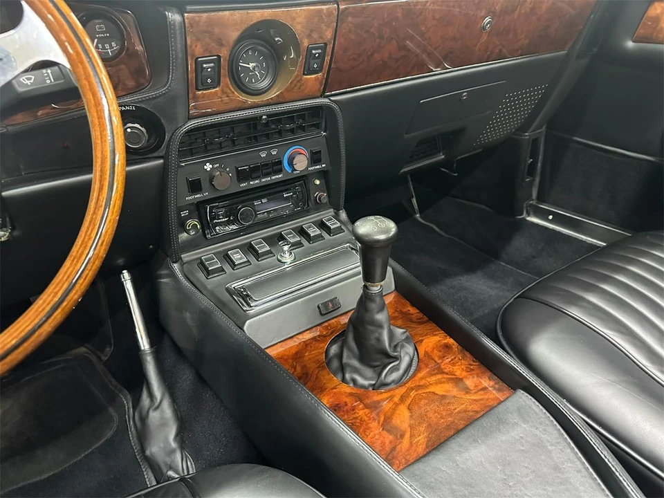 1989 Aston Martin DBS V8 & V8 & V8 Vantage - Image 25 of 31