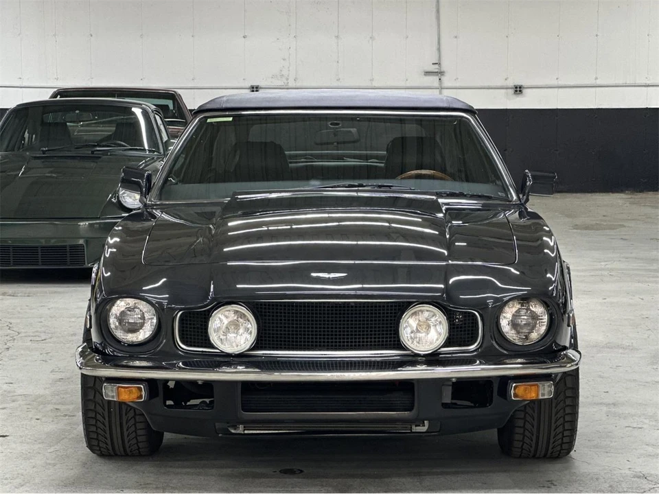 1989 Aston Martin DBS V8 & V8 & V8 Vantage - Image 4 of 31