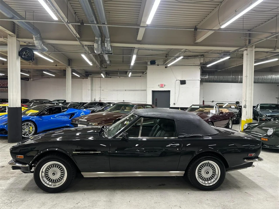 1989 Aston Martin DBS V8 & V8 & V8 Vantage - Image 14 of 31