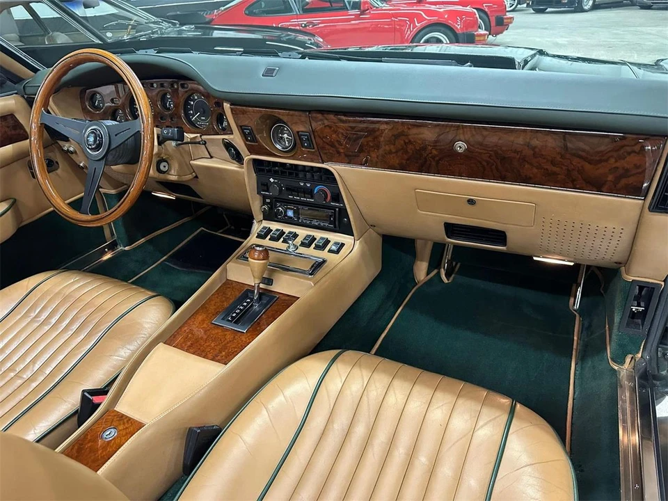 1989 Aston Martin DBS V8 & V8 & V8 Vantage - Image 27 of 31