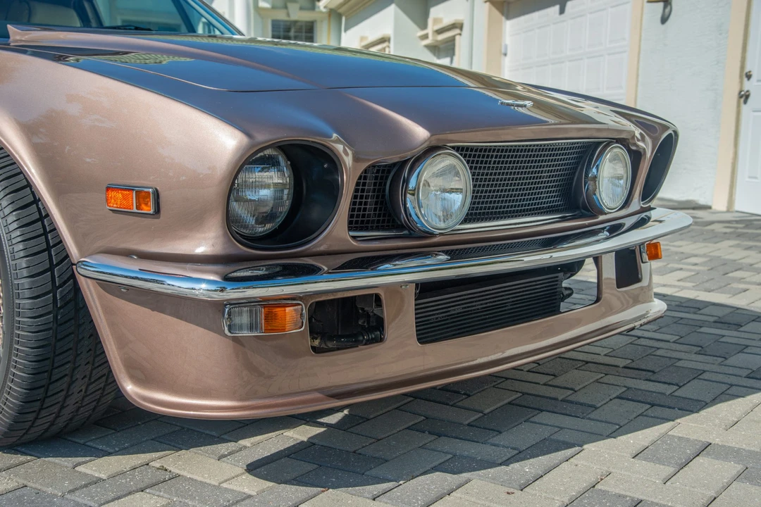 1989 Aston Martin DBS V8 & V8 & V8 Vantage - Image 16 of 31