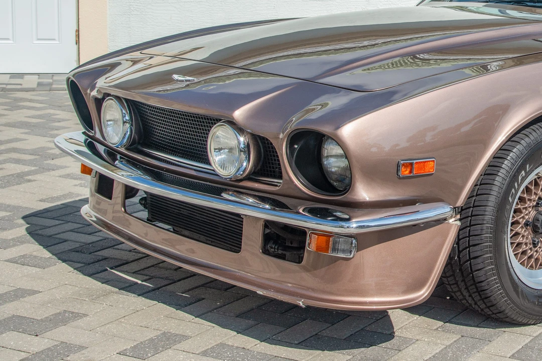 1989 Aston Martin DBS V8 & V8 & V8 Vantage - Image 17 of 31