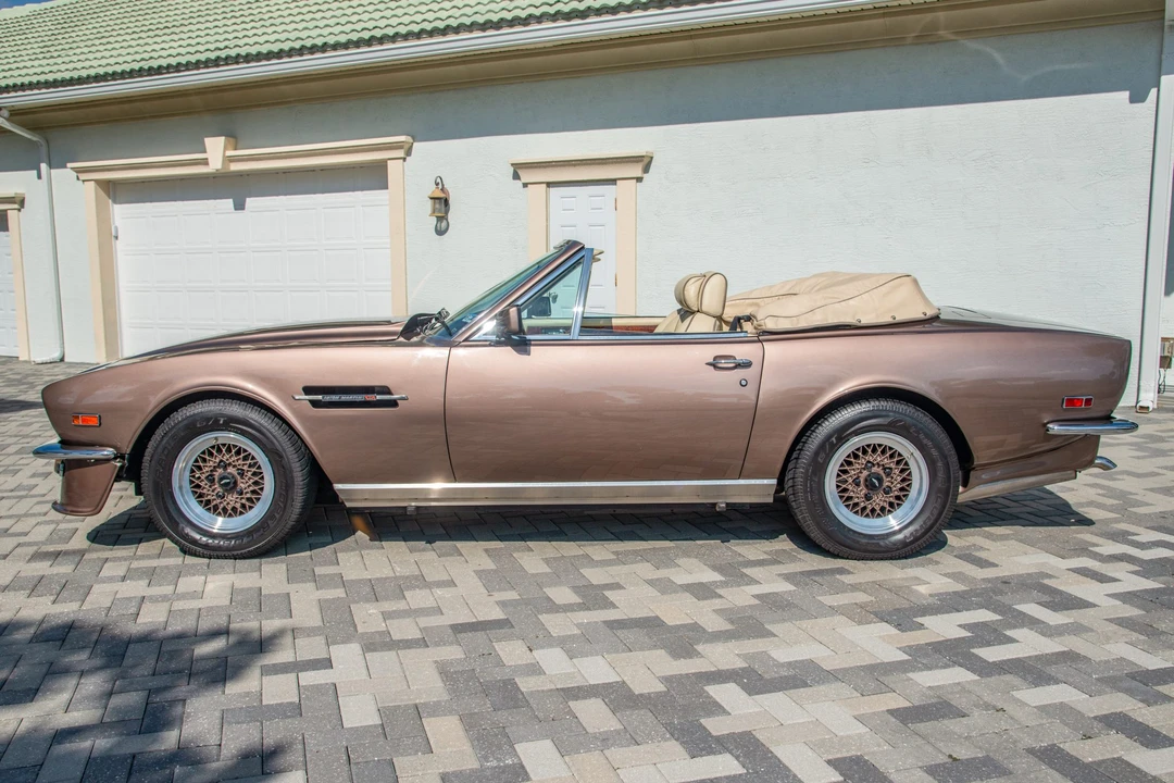 1989 Aston Martin DBS V8 & V8 & V8 Vantage - Image 7 of 31
