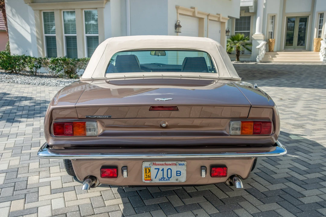 1989 Aston Martin DBS V8 & V8 & V8 Vantage - Image 13 of 31