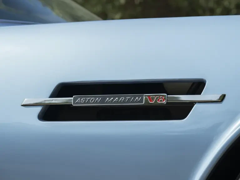 1989 Aston Martin DBS V8 & V8 & V8 Vantage - Image 7 of 31