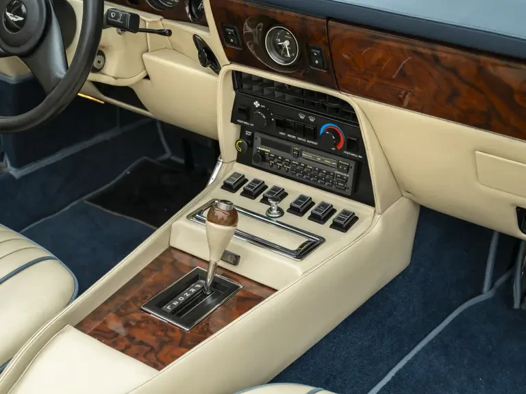 1989 Aston Martin DBS V8 & V8 & V8 Vantage - Image 18 of 31