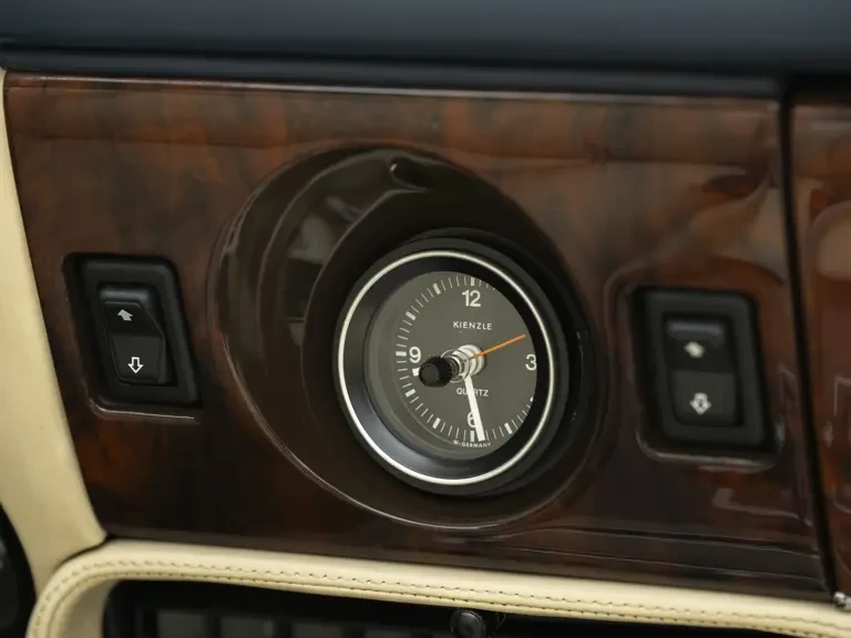 1989 Aston Martin DBS V8 & V8 & V8 Vantage - Image 21 of 31
