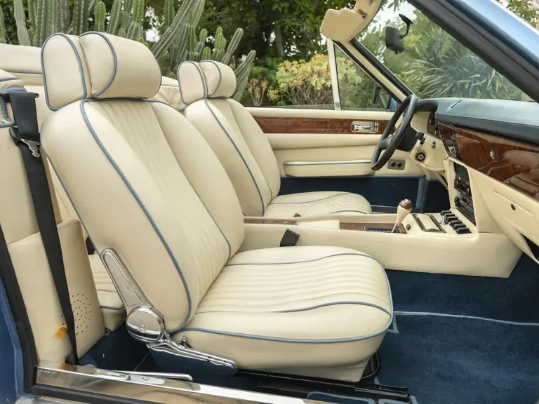 1989 Aston Martin DBS V8 & V8 & V8 Vantage - Image 13 of 31