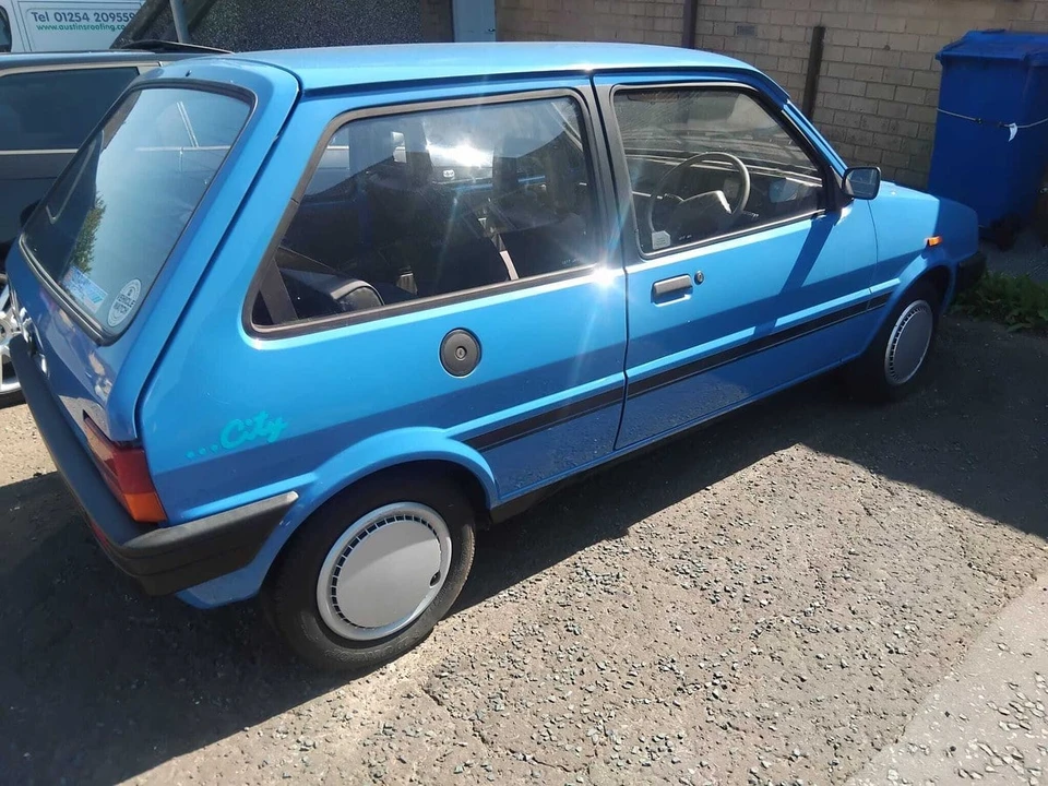 1989 Austin - Image 2 of 30