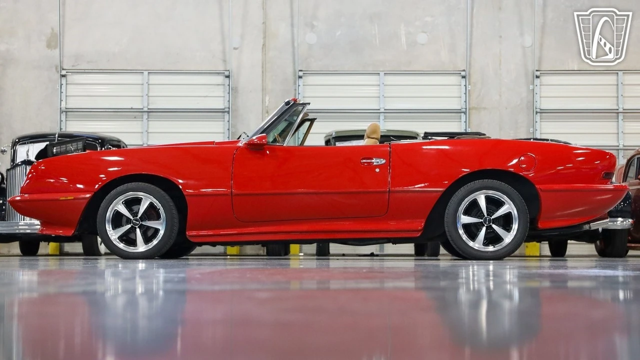 1989 Studebaker Avanti - Image 14 of 21