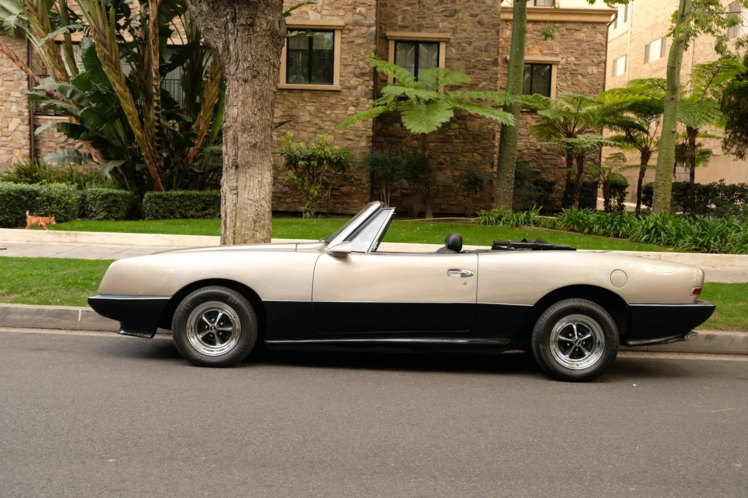 1989 Studebaker Avanti - Image 4 of 31