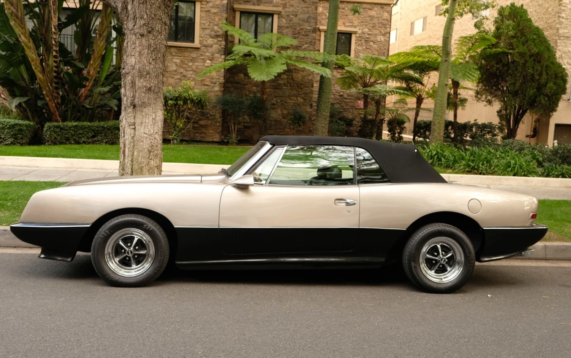 1989 Studebaker Avanti - Image 11 of 31