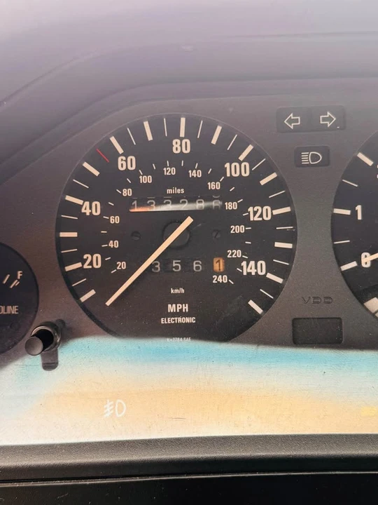 1989 BMW E30 3 Series - Image 11 of 20