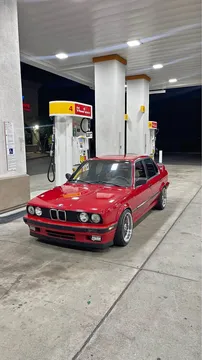 1989 BMW 3 Series 325i Sedan 4D