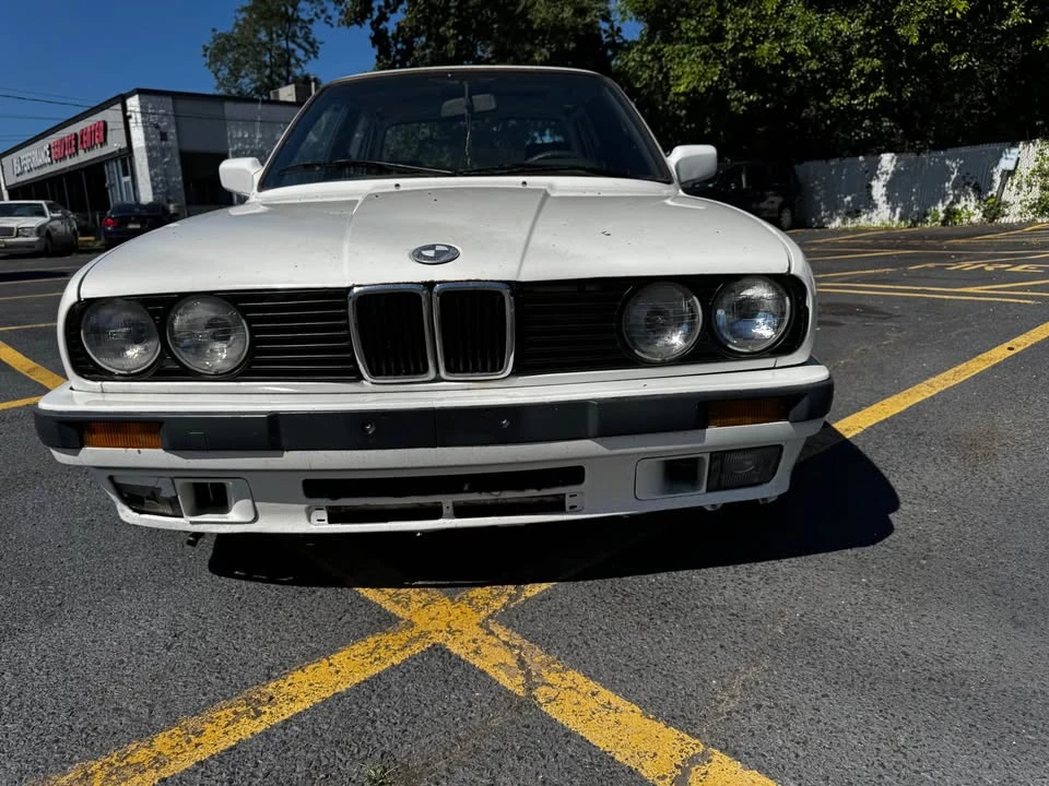 1989 BMW E30 3 Series - Image 2 of 18
