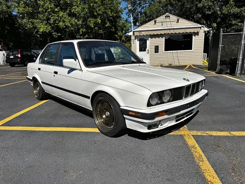1989 BMW 3 Series 325i Sedan 4D