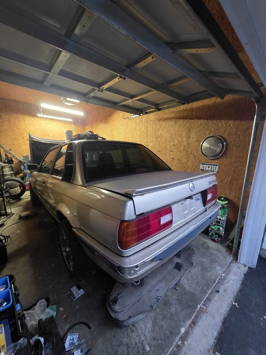 1989 BMW E30 3 Series - Image 10 of 15