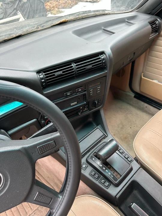 1989 BMW E30 3 Series - Image 11 of 18