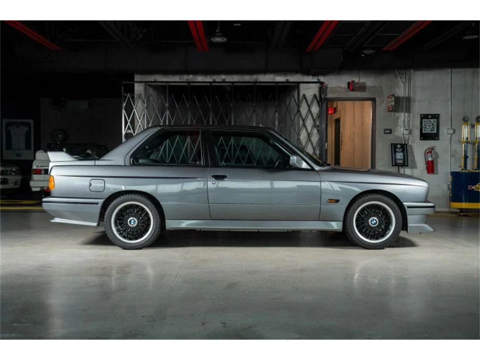 1989 BMW E30 3 Series - Image 8 of 31