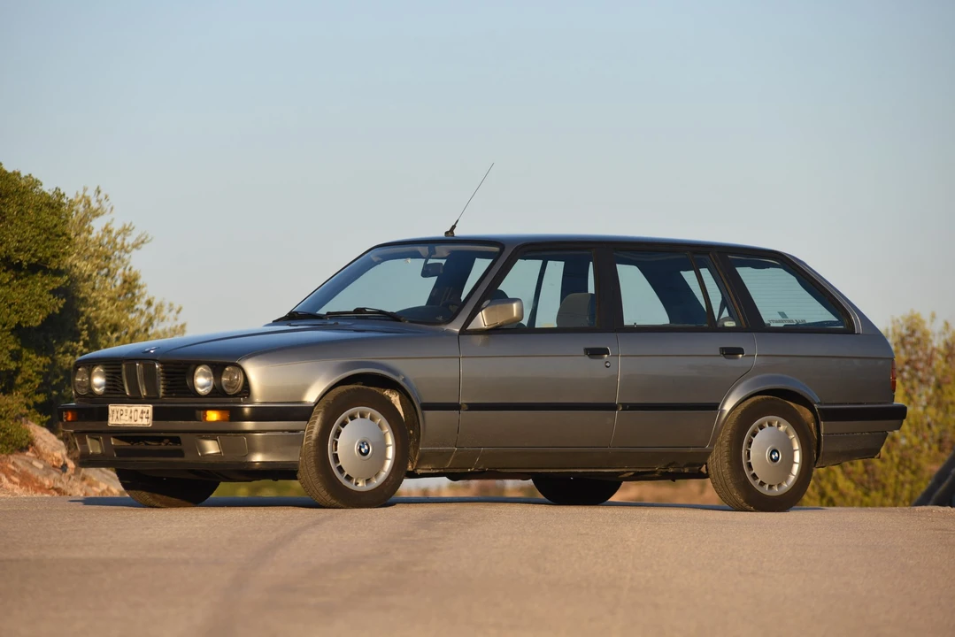 1989 BMW E30 3 Series - Image 11 of 31