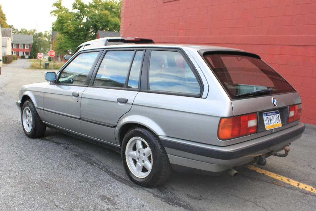1989 BMW E30 3 Series - Image 3 of 27