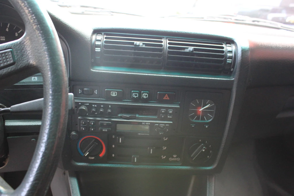1989 BMW E30 3 Series - Image 18 of 27