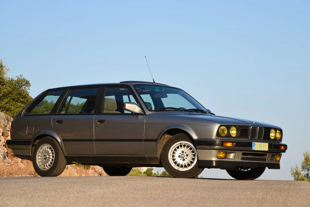 1989 BMW E30 3 Series - Image 9 of 31