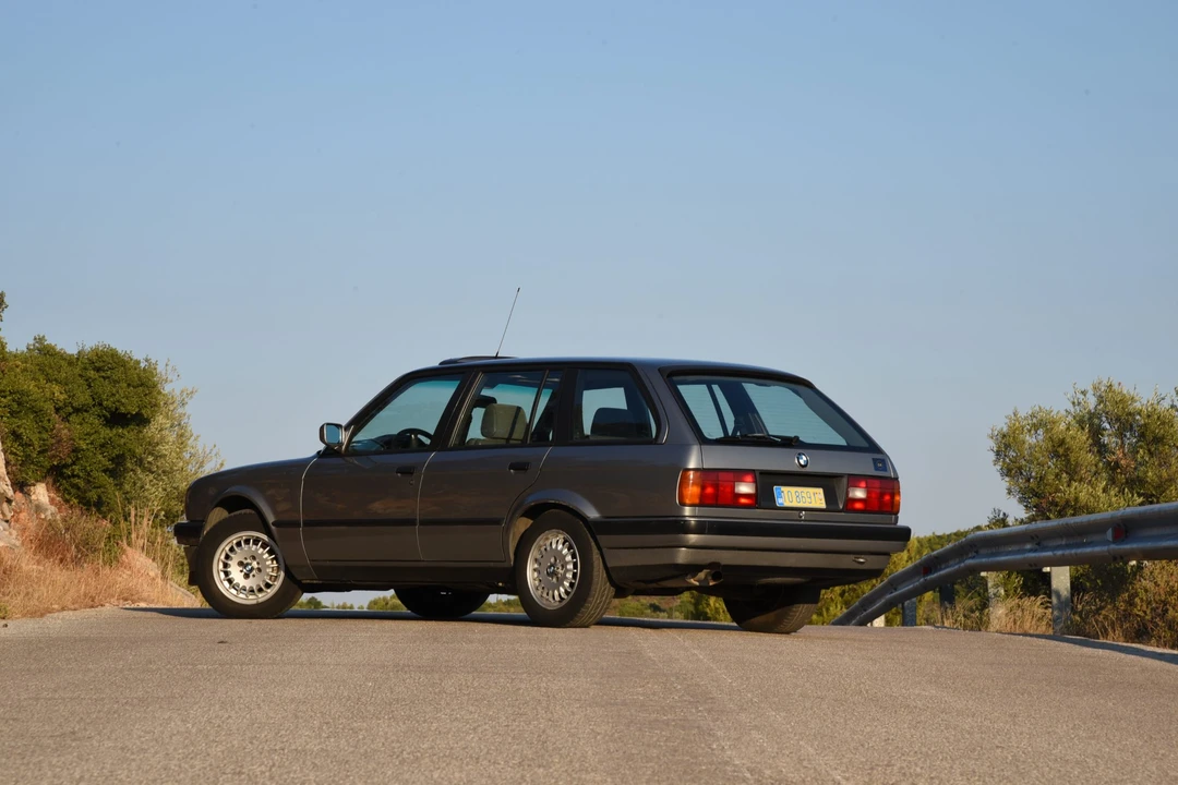 1989 BMW E30 3 Series - Image 5 of 31