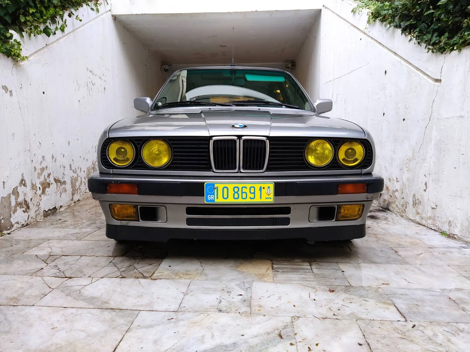 1989 BMW E30 3 Series - Image 2 of 31