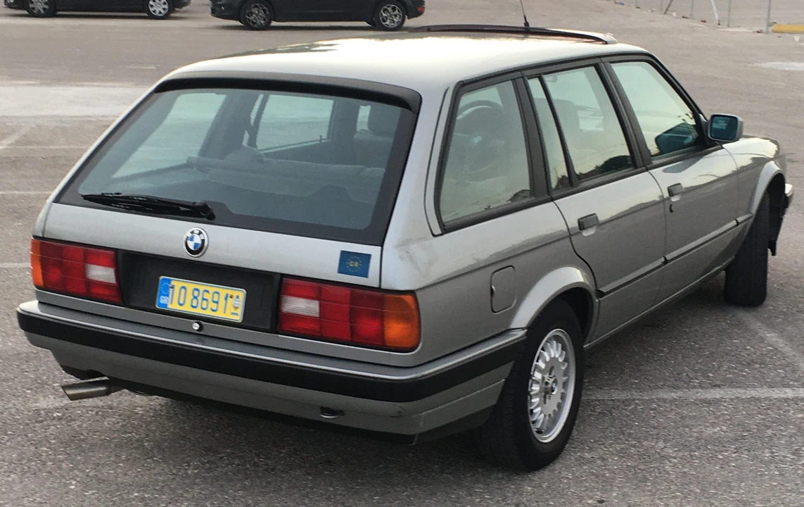 1989 BMW E30 3 Series - Image 16 of 31