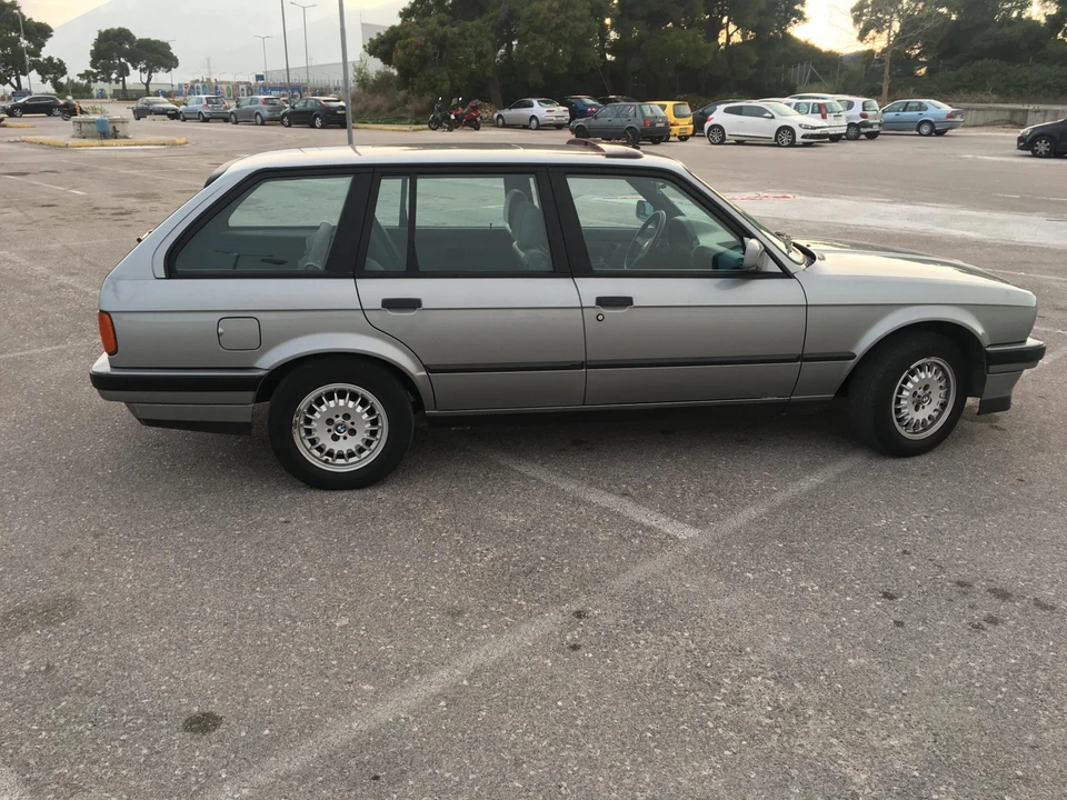 1989 BMW E30 3 Series - Image 19 of 31