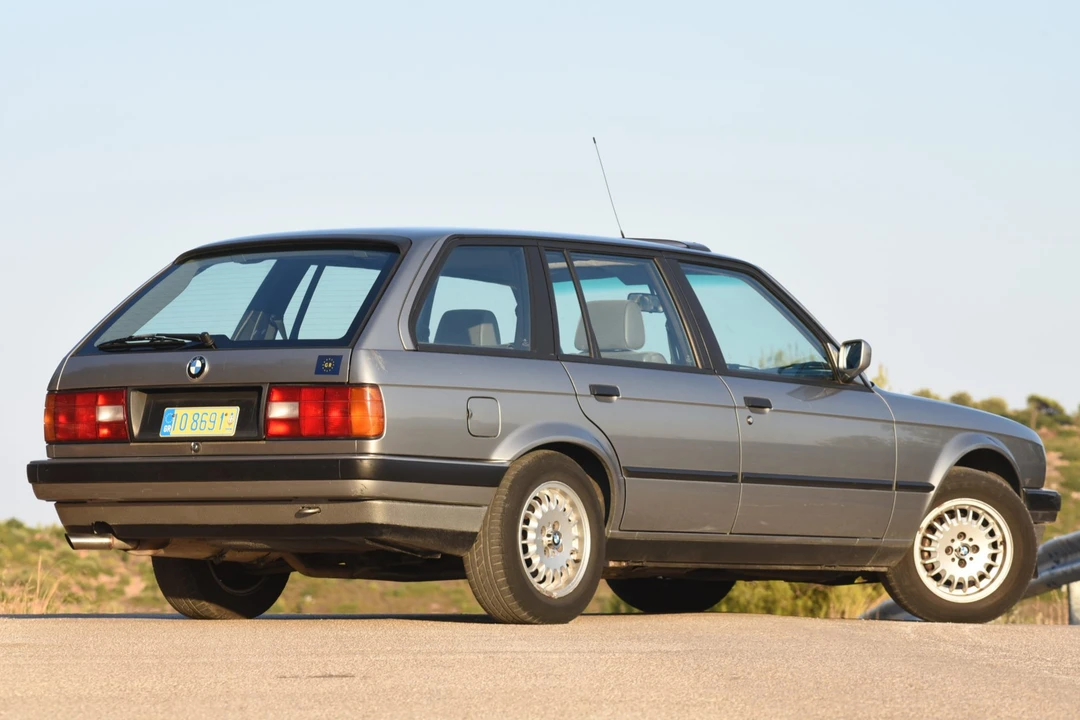 1989 BMW E30 3 Series - Image 7 of 31
