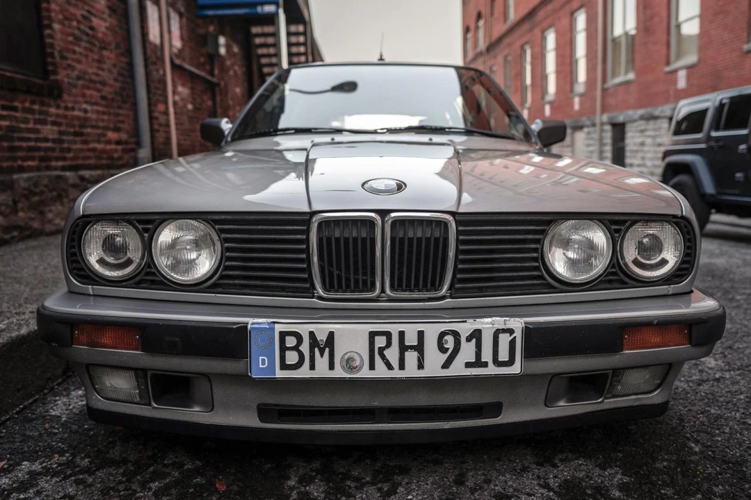 1989 BMW E30 3 Series - Image 2 of 31