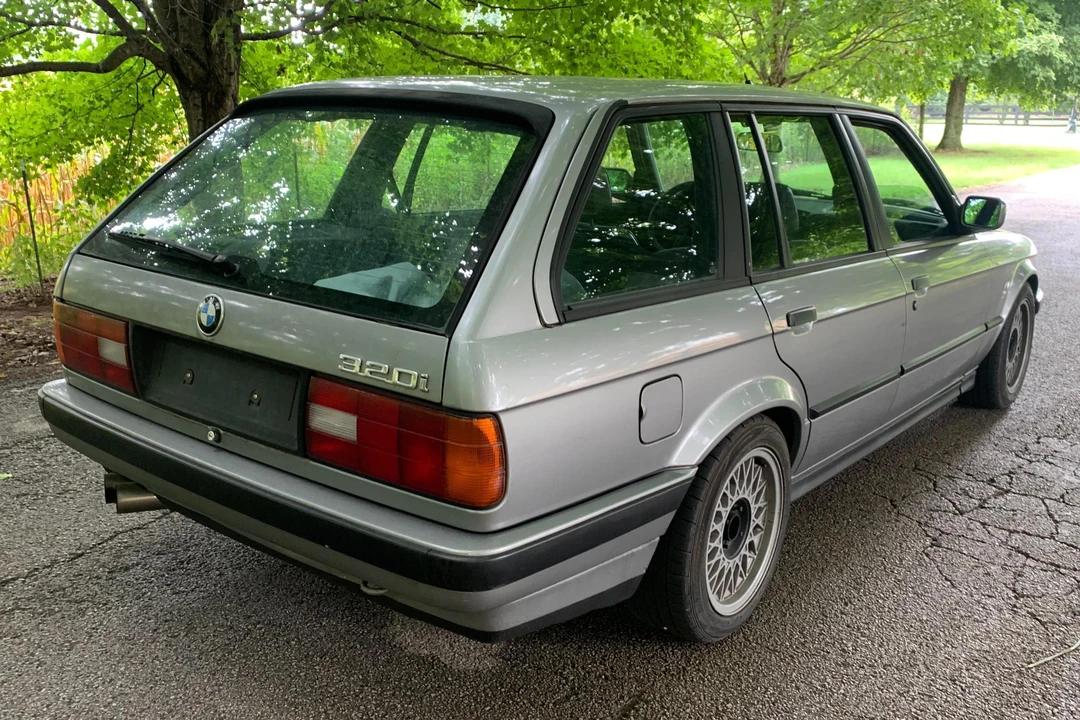 1989 BMW E30 3 Series - Image 11 of 31
