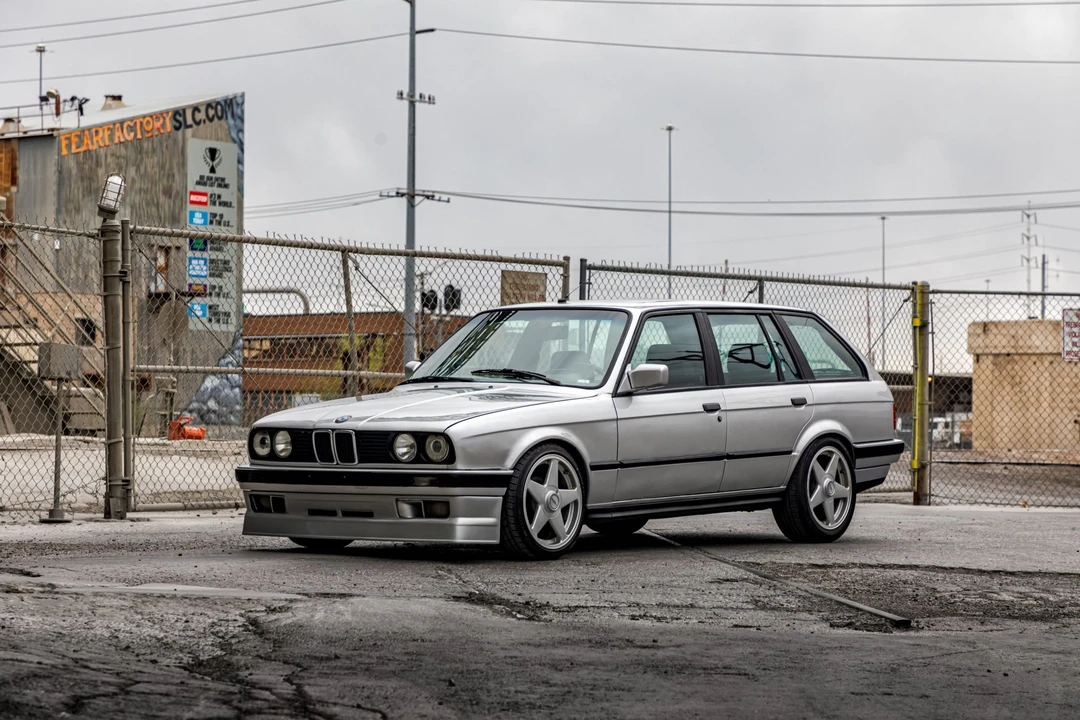 1989 BMW E30 3 Series - Image 2 of 31