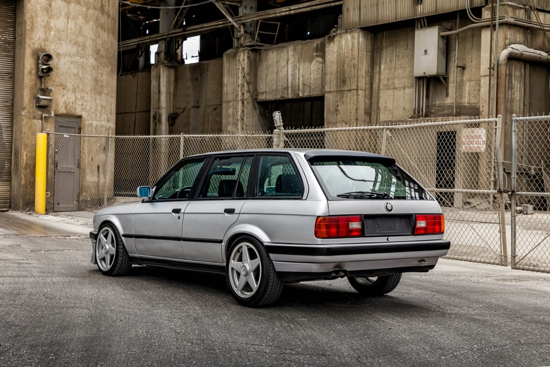 1989 BMW E30 3 Series - Image 17 of 31