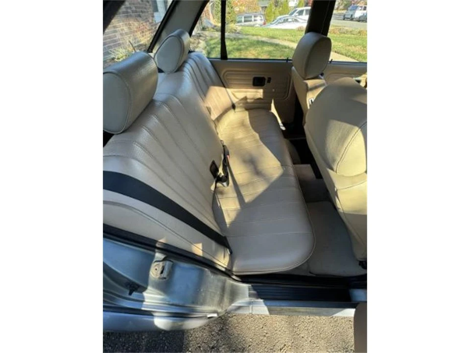 1989 BMW E30 3 Series - Image 10 of 24