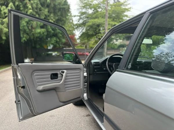 1989 BMW E30 3 Series - Image 10 of 11