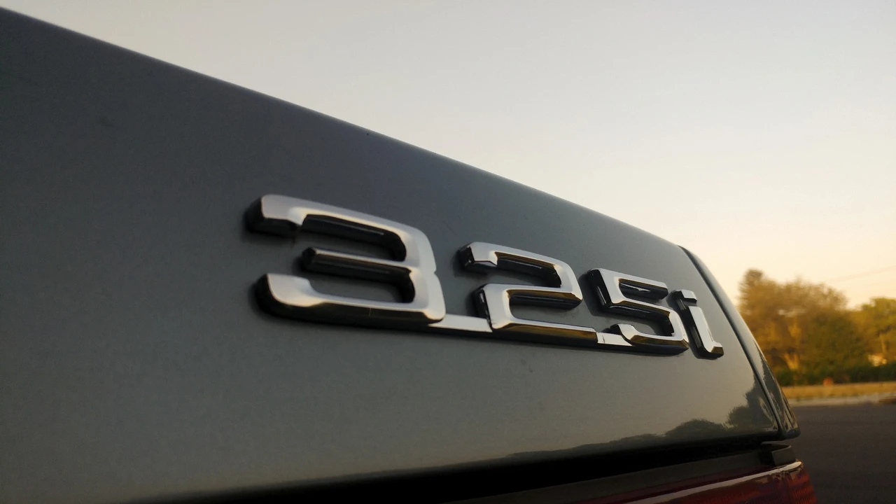 1989 BMW E30 3 Series - Image 25 of 31