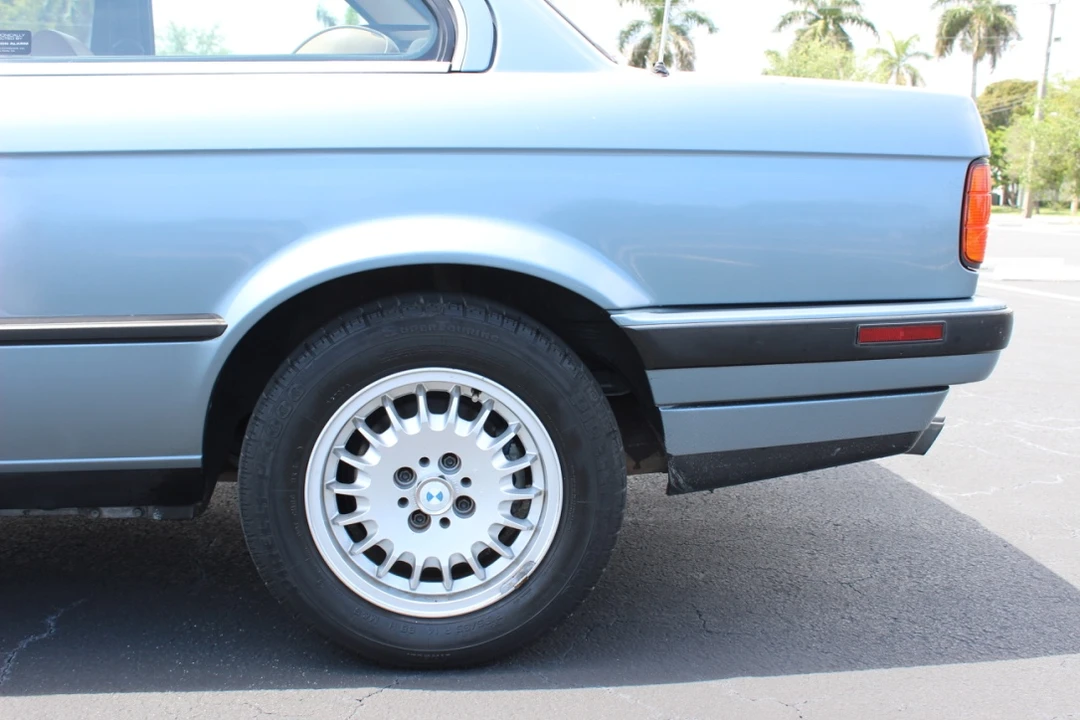 1989 BMW E30 3 Series - Image 10 of 31