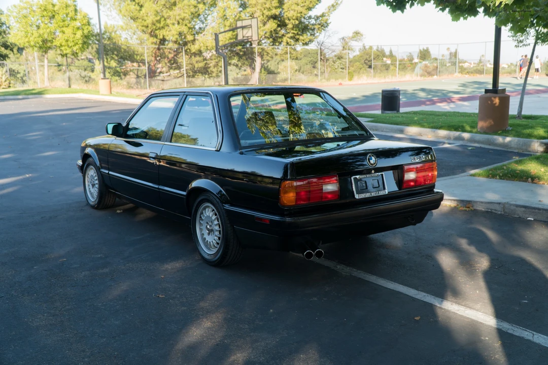 1989 BMW E30 3 Series - Image 11 of 31
