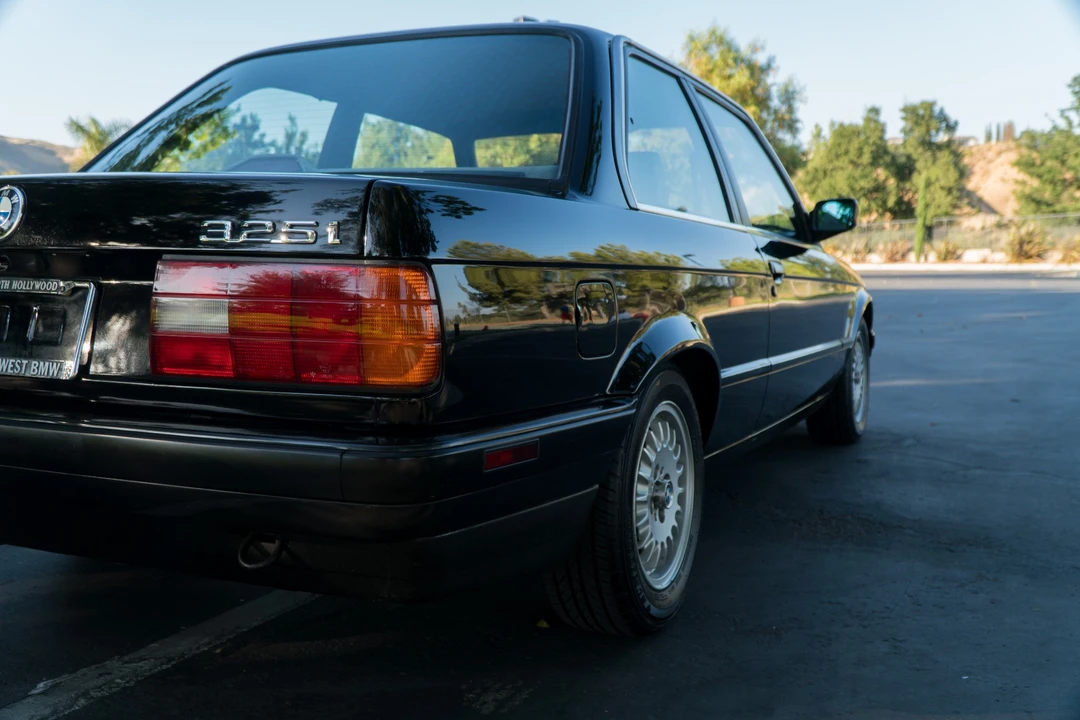 1989 BMW E30 3 Series - Image 14 of 31
