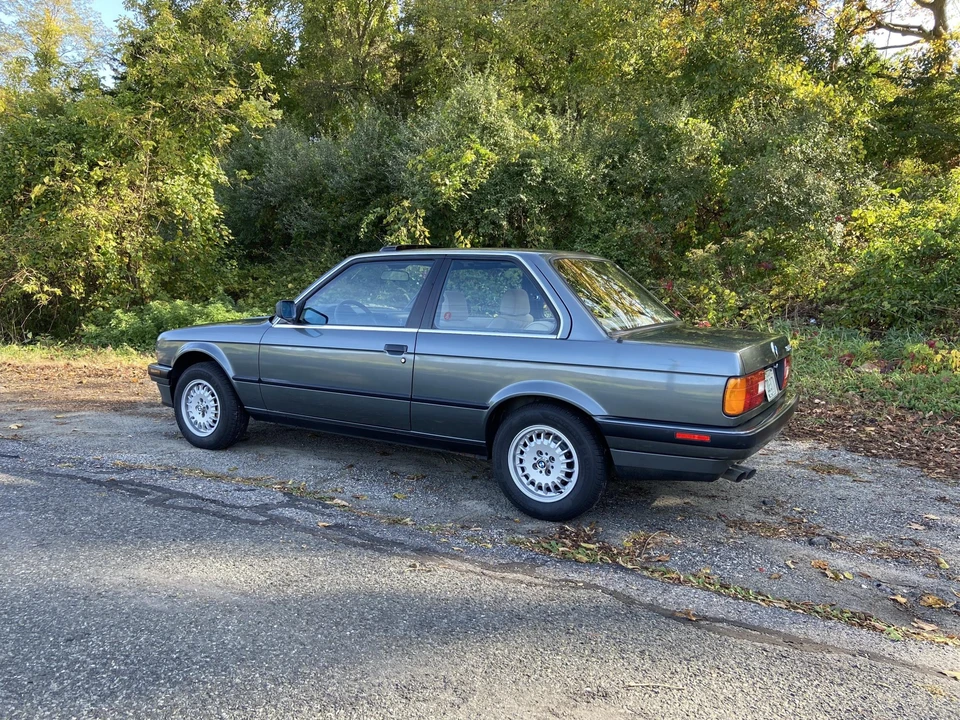 1989 BMW E30 3 Series - Image 17 of 31