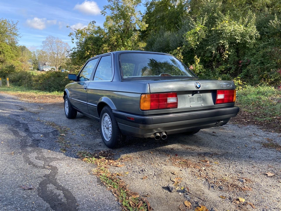 1989 BMW E30 3 Series - Image 23 of 31