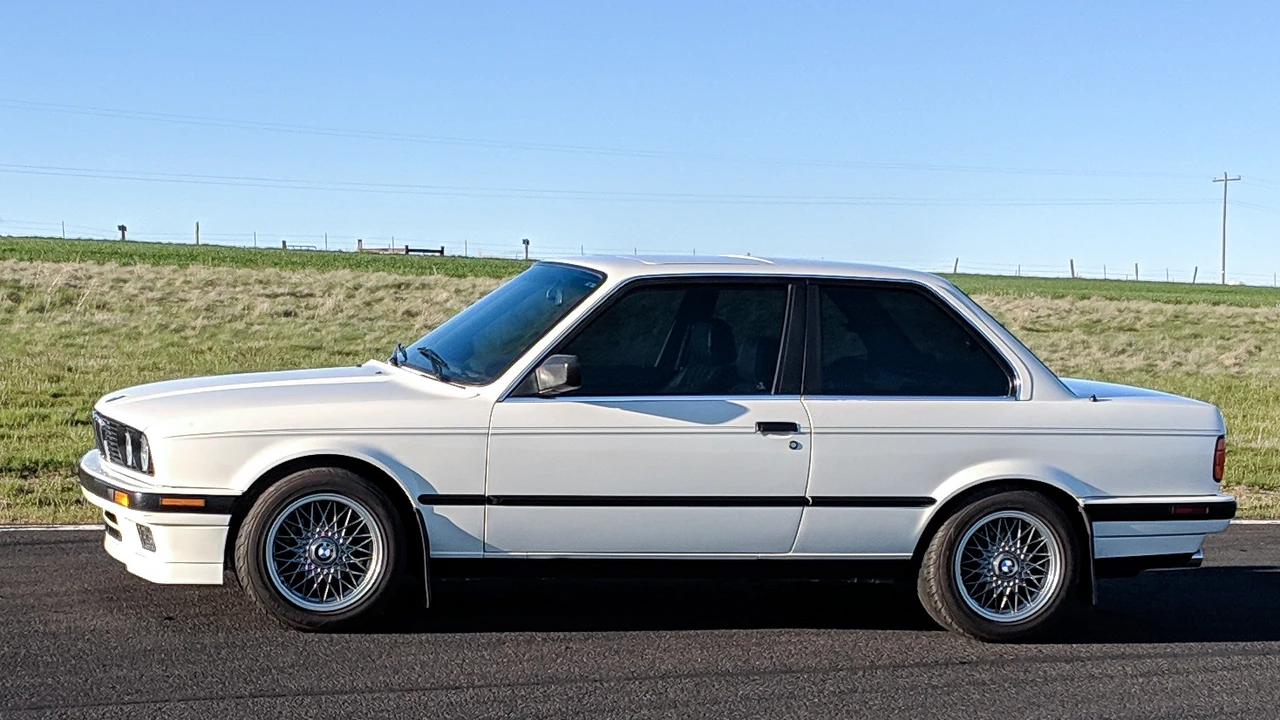 1989 BMW E30 3 Series - Image 29 of 31