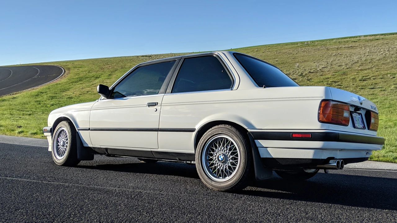 1989 BMW E30 3 Series - Image 16 of 31