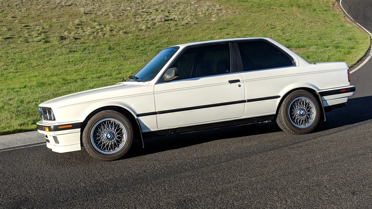 1989 BMW E30 3 Series - Image 12 of 31