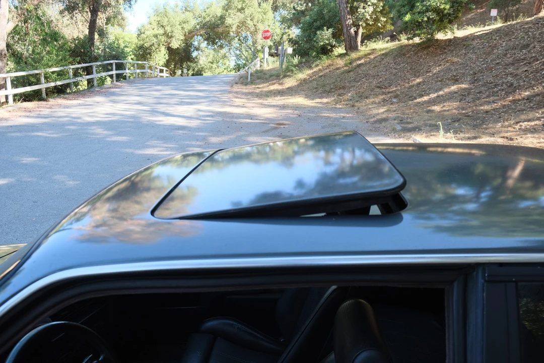 1989 BMW E30 3 Series - Image 26 of 31