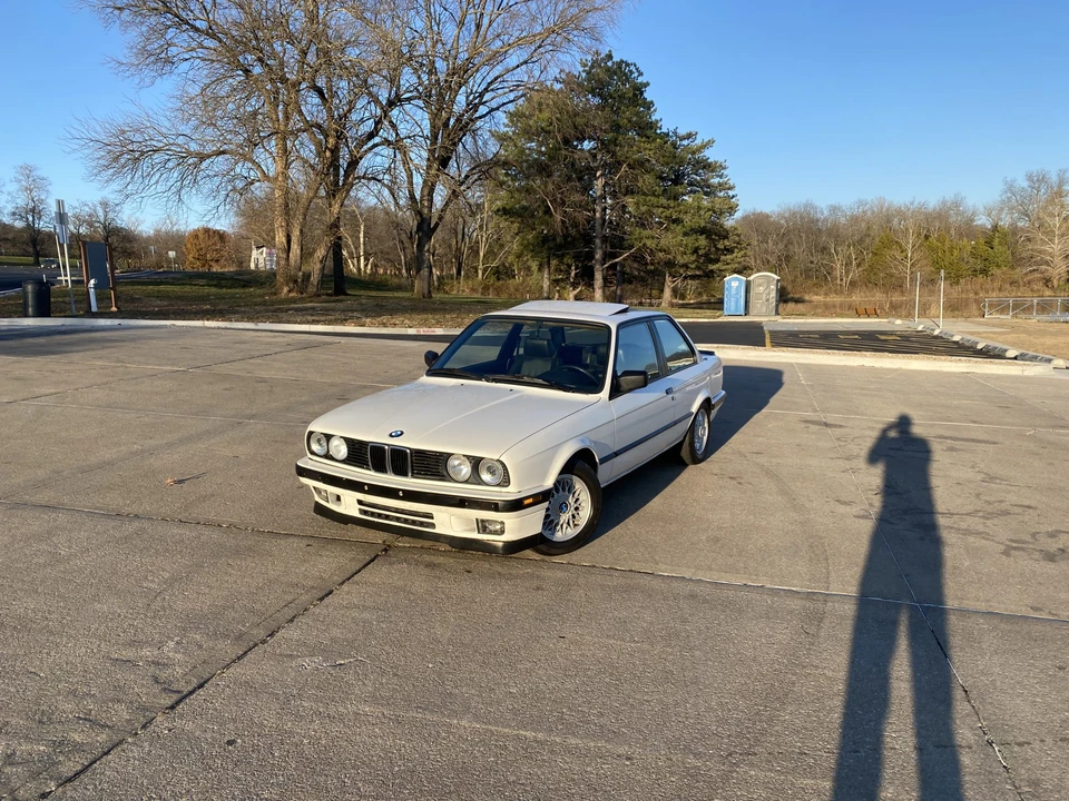 1989 BMW E30 3 Series - Image 5 of 31