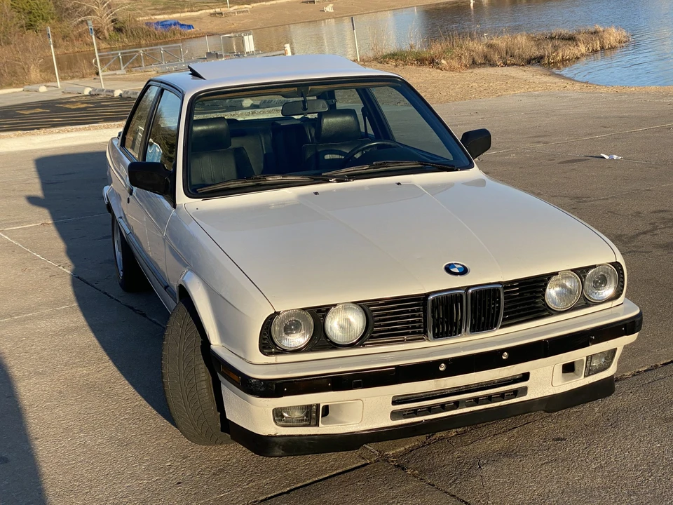 1989 BMW E30 3 Series - Image 12 of 31